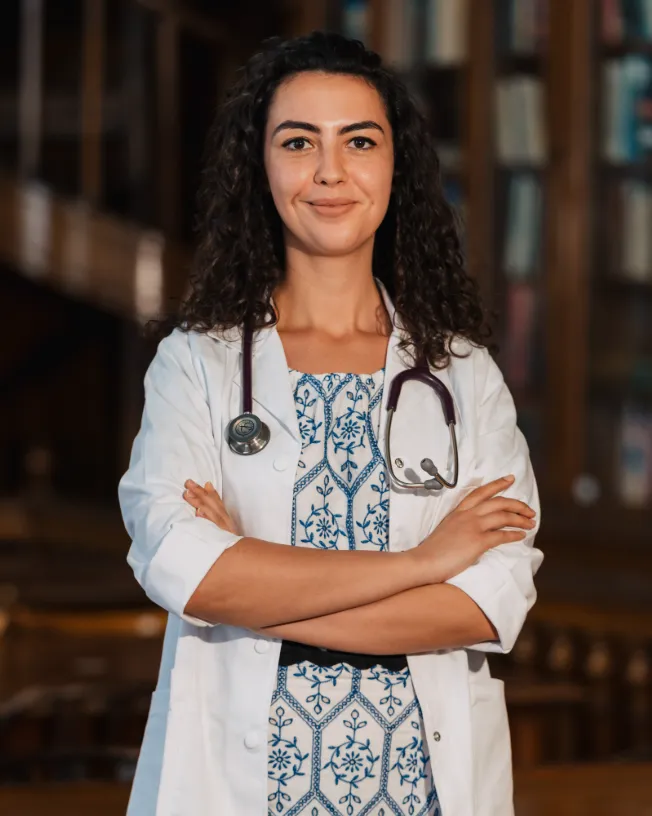dr. bianca gogoșoiu, medic rezident în nefrologie și nutriționist certificat